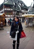 Calgary ASPIRE Science tutor named Jennifer