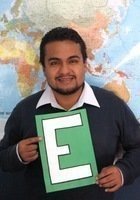 A photo of Oscar, a tutor from Pedro Ruiz Gallo University