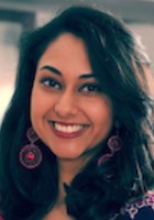A photo of Nina, a tutor from Barnard College