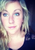 A photo of Elise, a tutor from Davidson College