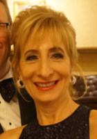 A photo of Mary, a tutor from University of Wisconsin-Milwaukee