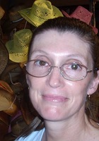 A photo of Michelle, a tutor from University of Iowa