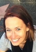 A photo of Emilie, a tutor from Northeastern University