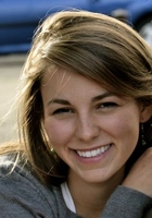 A photo of Alice, a tutor from Colby College