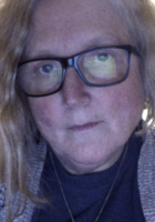 A photo of Liz, a tutor from Washington State University