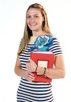 A photo of Alli, a tutor from The Ohio State University