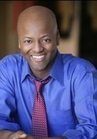 A photo of Elliott, a tutor from Howard University
