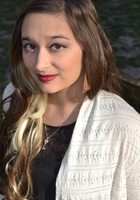 A photo of Cheyenne, a tutor from Trevecca Nazarene University