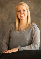 A photo of McKenzie, a tutor from University of Arizona