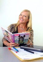 A photo of Kate, a tutor from The Atlanta College of Art