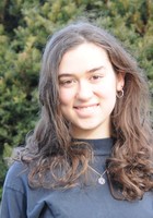 A photo of Nava, a tutor from Rutgers University-New Brunswick