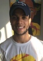 A photo of Kimani, a tutor from Howard University