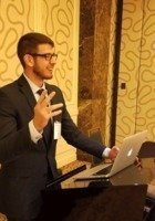 A photo of Ayman, a tutor from Rutgers University-New Brunswick