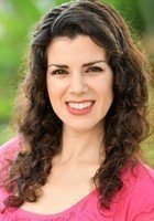A photo of Alissa, a tutor from The University of Vermont