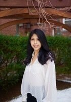 A photo of Vivian, a tutor from Harvard University