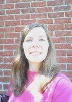 A photo of Sarah, a tutor from Middle Tennessee State University