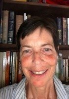 A photo of Nina, a tutor from University of California-Irvine