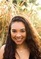 A photo of Sara, a tutor from Arizona State University