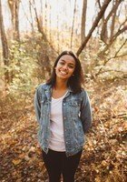 A photo of Saparja, a tutor from Vassar College