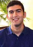 A photo of Aly, a tutor from American University in Cairo