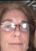 A photo of Elizabeth, a tutor from Adelphi University