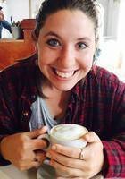 A photo of Laura, a tutor from Kenyon College