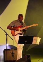 A photo of Andres D.S., a tutor from Berklee College of Music