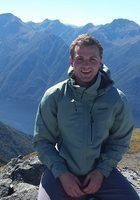 A photo of Andrew, a tutor from Grinnell College