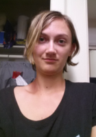 A photo of Halle, a tutor from University of Arizona