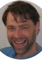 A photo of Nils, a tutor from Kenyon College