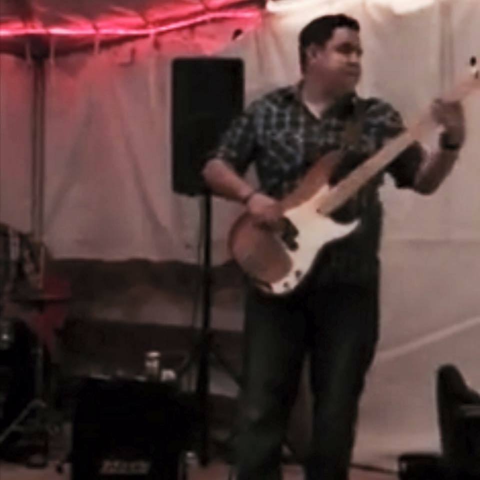 Ottawa Guitar tutor named Ernest Ottawa Guitar tutor named Ernest
