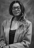 A photo of Vanessa, a tutor from Nova Southeastern University