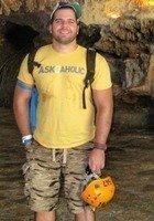 A photo of Darien, a tutor from Florida International University