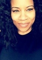 A photo of Courtney, a tutor from Lincoln University of Pennsylvania
