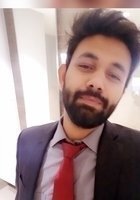 A photo of Akshay, a tutor from Washington State University