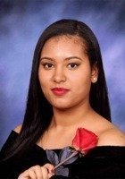 A photo of Nicole, a tutor from Cornell University