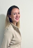 Halifax UK A Level Modern Languages tutor named Chelsea