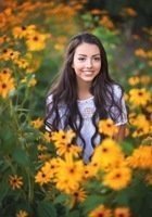 A photo of Nicole, a tutor from University of Oregon