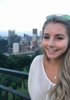 A photo of Elena, a tutor from Duquesne University