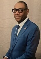 Oxford Math (in French) tutor named Moise