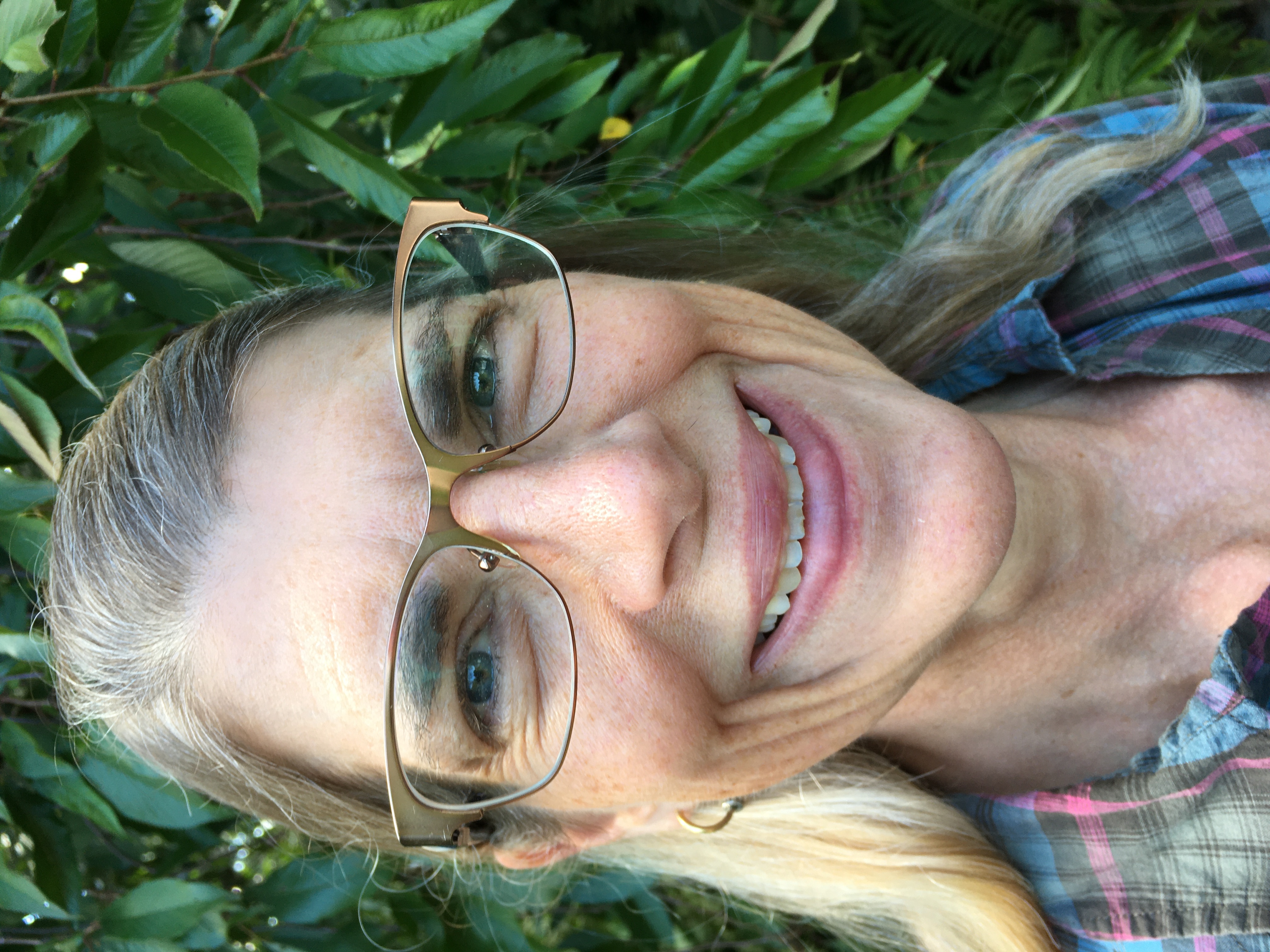 Quebec City Intermediate Algebra tutor named Brenda