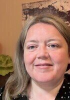 Halifax GED Science tutor named Christina