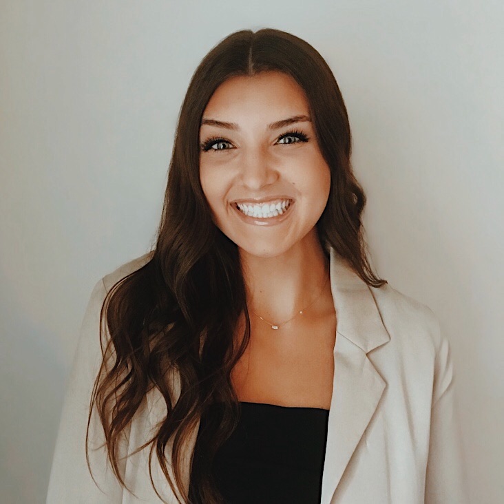 Oxford Cost Accounting tutor named Lauren