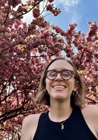 Ottawa Yoga tutor named Chloe Ottawa Yoga tutor named Chloe