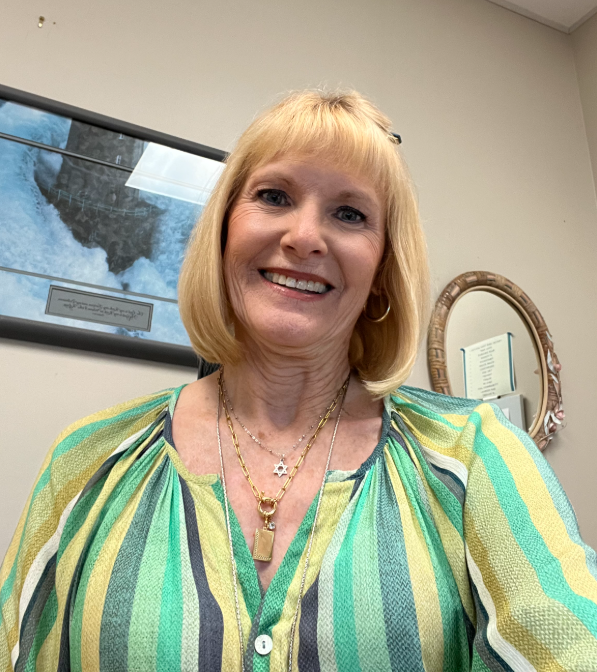 Leeds Middle School Social Studies tutor named Lori Leeds Middle School Social Studies tutor named Lori