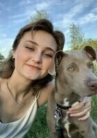 Manchester Grade 12 Chemistry tutor named Olivia