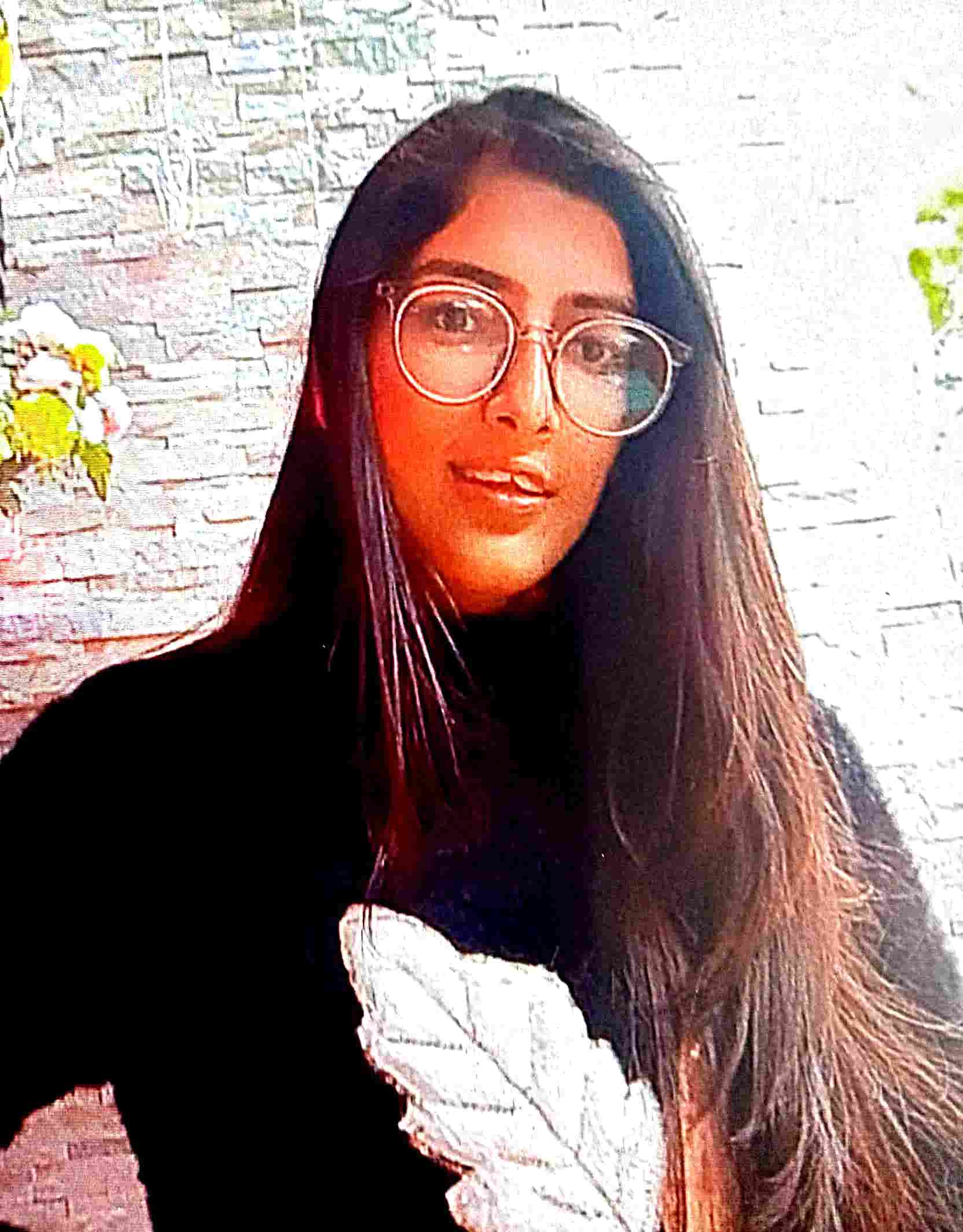 Halifax UK A Level English Literature tutor named Nidhi Halifax UK A Level English Literature tutor named Nidhi