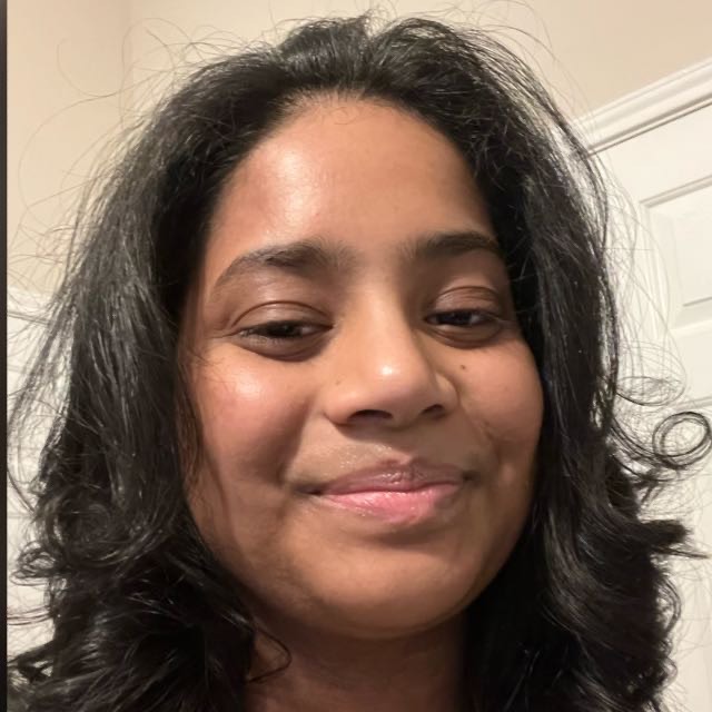 Cardiff IB Economics tutor named Maitreyi