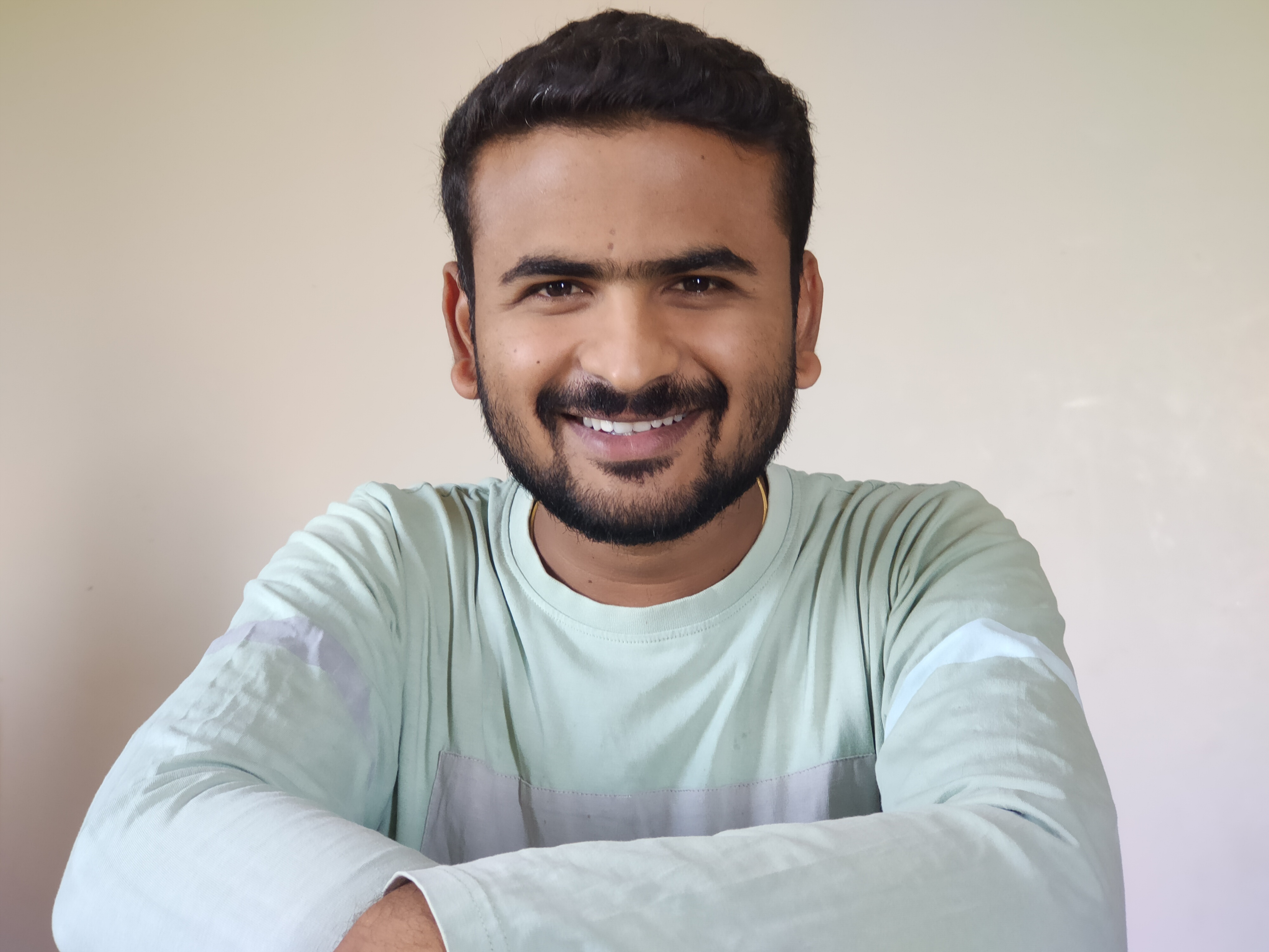 Liverpool Newtonian Mechanics tutor named Thanga Liverpool Newtonian Mechanics tutor named Thanga