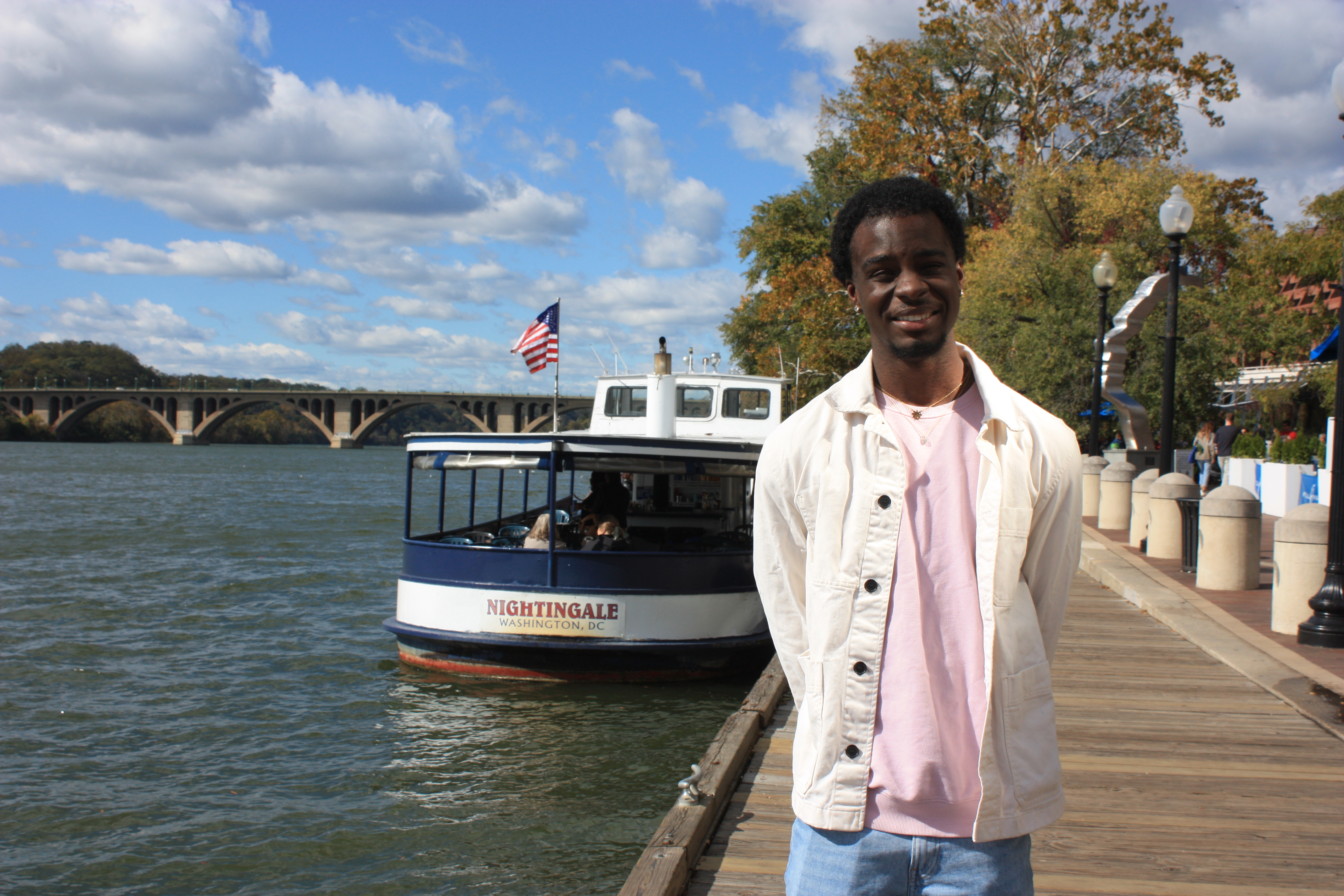 Cambridge Grade 12 Chemistry tutor named Diallo